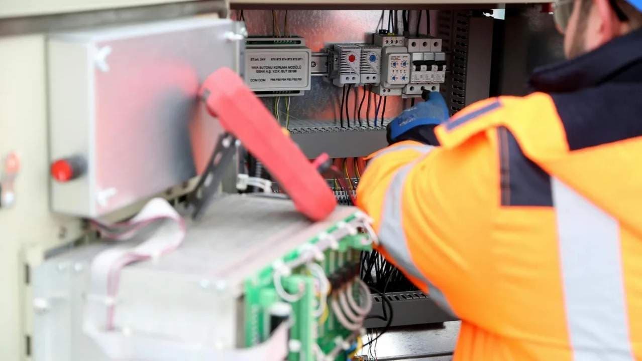 Commercial Electrical Repairs & Maintenance